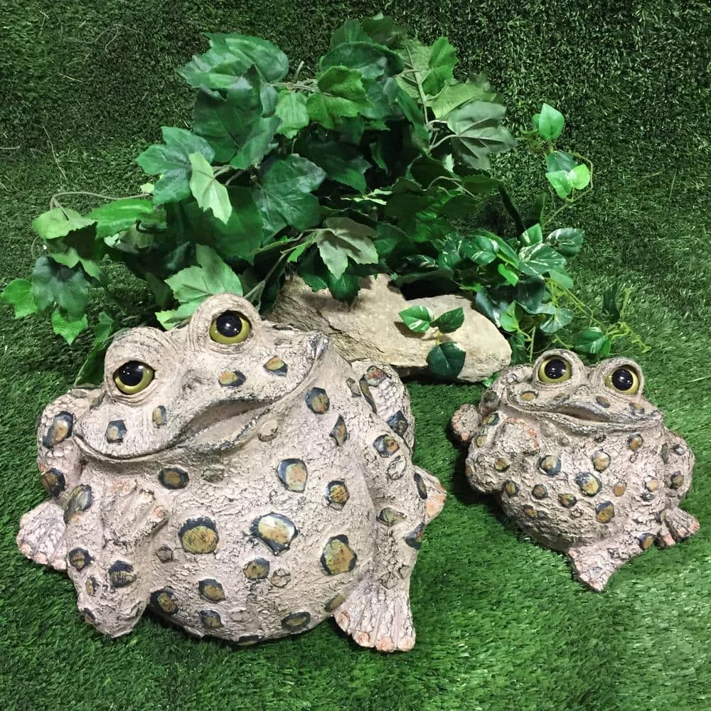 HOMESTYLES Toad Hollow 10 in. W Large Toad Dreamer Whimsical Home and Garden Statue - Image 4