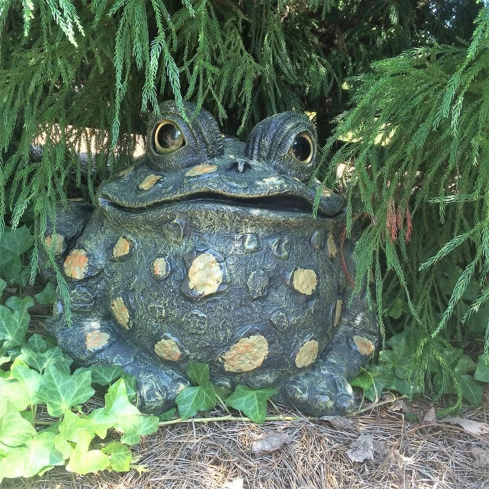 HOMESTYLES Toad Hollow 15 in. H Super Jumbo Classic Toad Whimsical Home and Garden Statue - Image 4